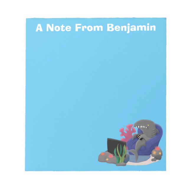 Bloco De Notas Tubarão engraçado assistindo desenhos animados na  (Frente)