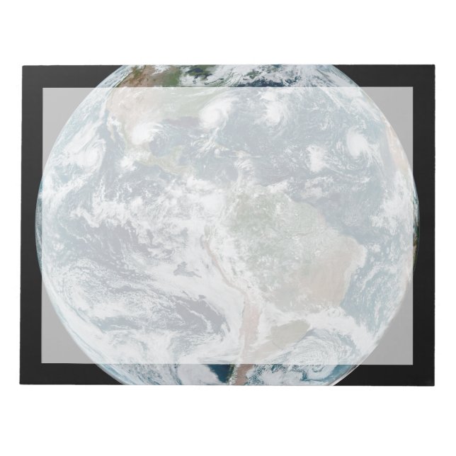 Bloco De Notas Uma Cadeia De Ciclones Tropicais (Frente)