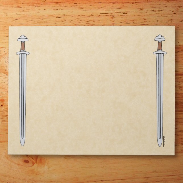 Bloco De Notas Visualizando Espada (Viking Sword Notepad on Wooden Desk)