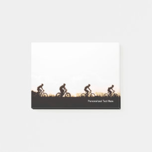 Bloco Post-it Ciclistas de Montanha Fazem Seu Caminho Sobre a Ba