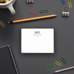 Bloco Post-it Iniciais mínimos limpos Cinzas brancas<br><div class="desc">Design limpa. Suas iniciais em cinzas e postadas brancas.</div>