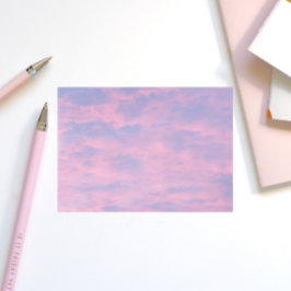 Bloco Post-it Nuvens rosa no céu azul