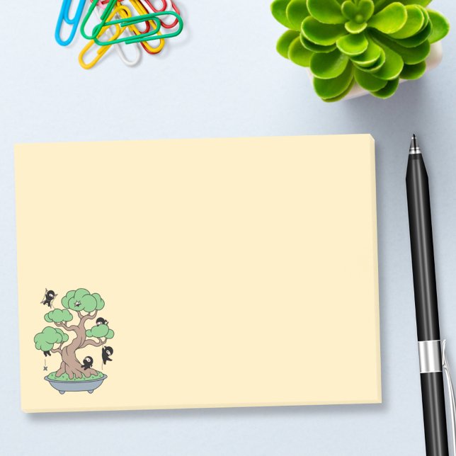 Bloco Post-it Pequenos Ninjas em Bonsai Tree em Amarelo (Criador carregado)