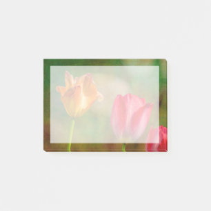 Bloco Post-it Tulipas vermelhas e amarelas em fundo texturizado