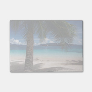 Bloco Post-it Uma praia na ilha de Wai do Koh em Tailândia