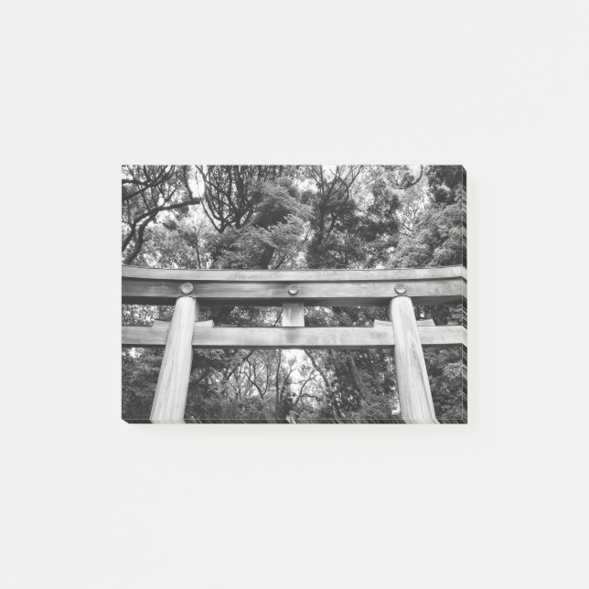 Bloco Post-it Velho portão no santuário Meiji no Parque Yoyogi e (Frente)