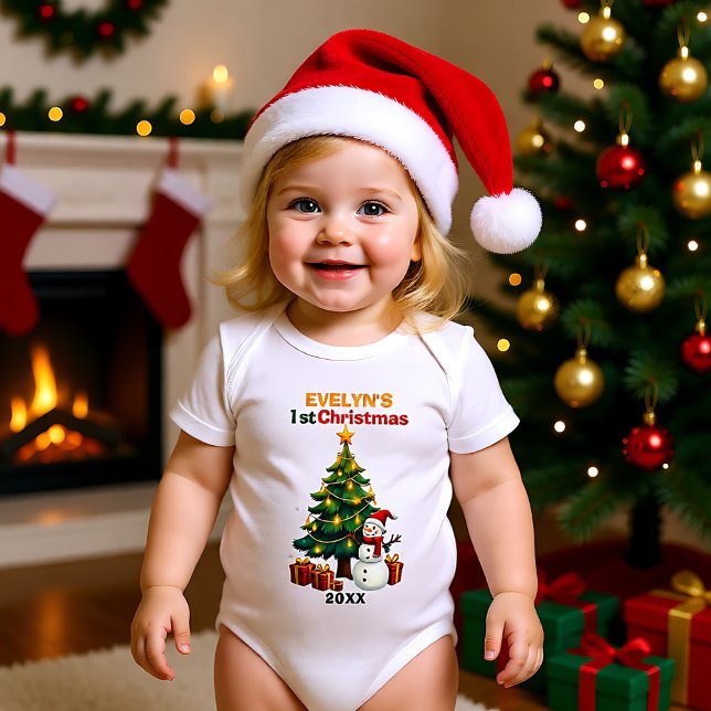 Body Para Bebê 1st Christmas, own text, Frosty & Fir Delight (1st Christmas, own text, Frosty & Fir Delight Baby Bodysuit)