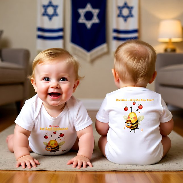 Body Para Bebê 1st Rosh Hashanah Buzzed on Blessings (1st Rosh Hashanah Buzzed on Blessings Baby Bodysuit)