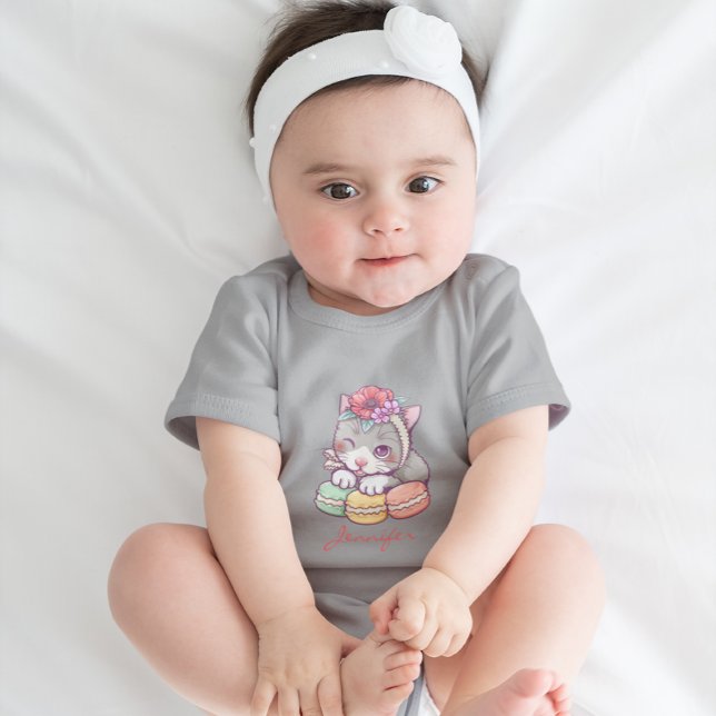 Body Para Bebê Adorável Gatinho com Macarons Verde Amarelo Rosa (Criador carregado)