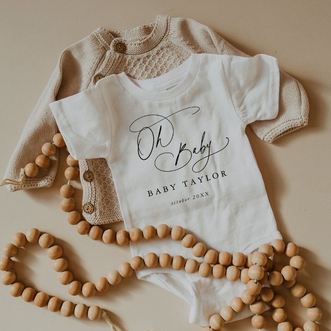 Body Para Bebê Anúncio de Gravidez DARCY Boho Preto Branco (DARCY Boho Black White Pregnancy Announcement Baby Bodysuit)