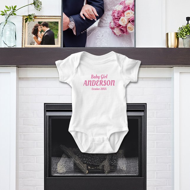 Body Para Bebê Anúncio de Nascimento da Menina - Nome, Mês, Ano (Baby Girl Birth Announcement White Bodysuit - Gift for Baby Shower)