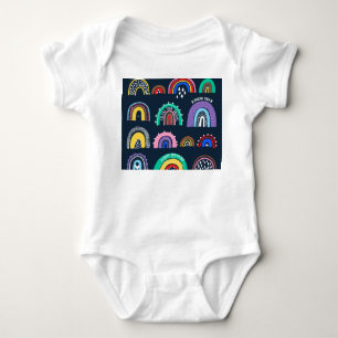 Body Para Bebê Arco-íris no estilo escuro desenhado à mão.