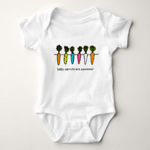 Body Para Bebê As cenouras de bebê são comida colorida