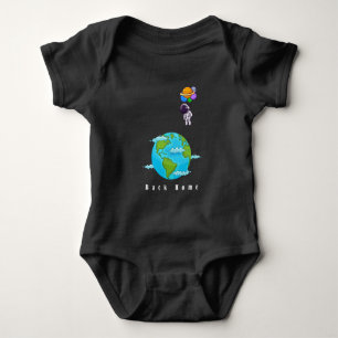Body Para Bebê astronauta com balões aterrando terra