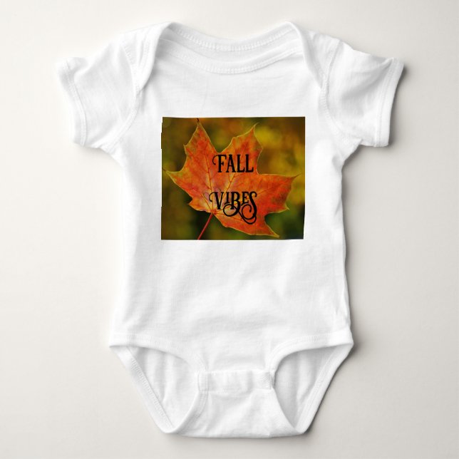 Body Para Bebê Autumn Leaf Fall Vibes Baby Bodyfato (Frente)