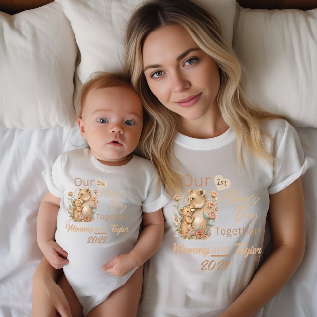 Body Para Bebê Bebê Combinando Leão Nosso Primeiro Dia das Mães J (Matching Mommy and baby shirts. Lioness and cub. Our First Mother's Day Together!)