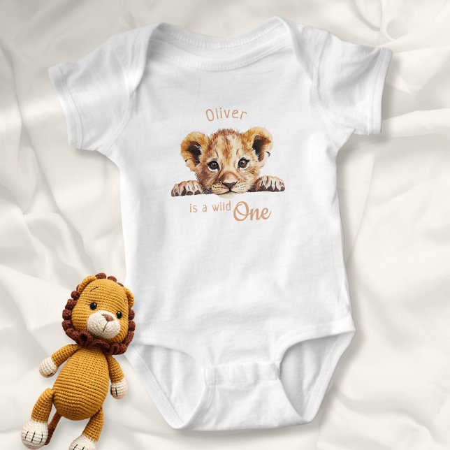 Body Para Bebê Bebê Leão Fofo Selvagem Personalizado (Wild One Cute Baby Lion Personalized Bodysuit)