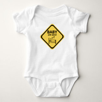Body Para Bebê Bebê na cama macacão engraçado de bebê
