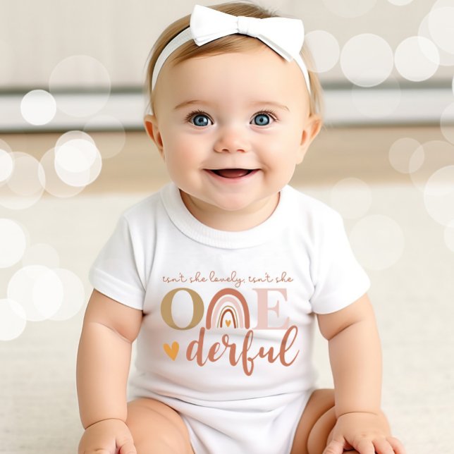 Body Para Bebê Boho Rainbow não é Onemagia Bodycase (Isn't she lovely, Isn't she Onederful Bodysuit)