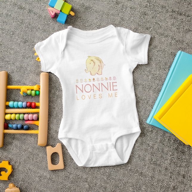 Body Para Bebê Bonito Elefante De Bebê Nonnie Me Ama (Cute Baby Elephant Nonnie Loves Me Baby Bodysuit)