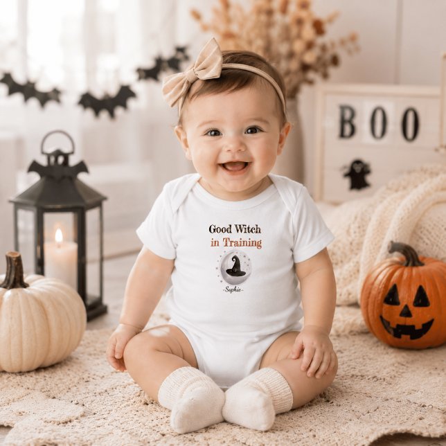 Body Para Bebê Bruxa Boa Personalizada em Treinamento – (Criador carregado)