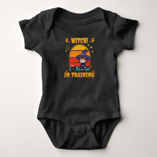 Body Para Bebê Bruxa em treinamento