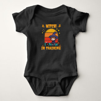 Body Para Bebê Bruxa em treinamento