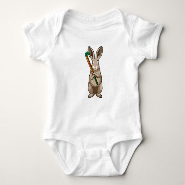 Body Para Bebê Bunny at Hockey with Hockey stick (Frente)