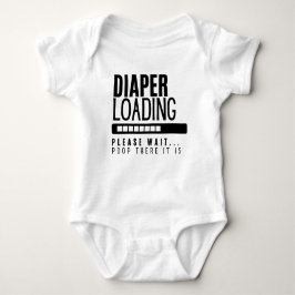 Body Para Bebê Carregando fralda.... Aguarde