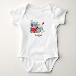 Body Para Bebê Carta Personalizada Nome Abigail, Flores Rosa