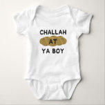 Body Para Bebê Challah No Ya Boy Jewedysuit<br><div class="desc">Este bonitinho pedaço de bebê é um presente Hanukkah excelente ou perfeito para vestir a eventos judeus!</div>