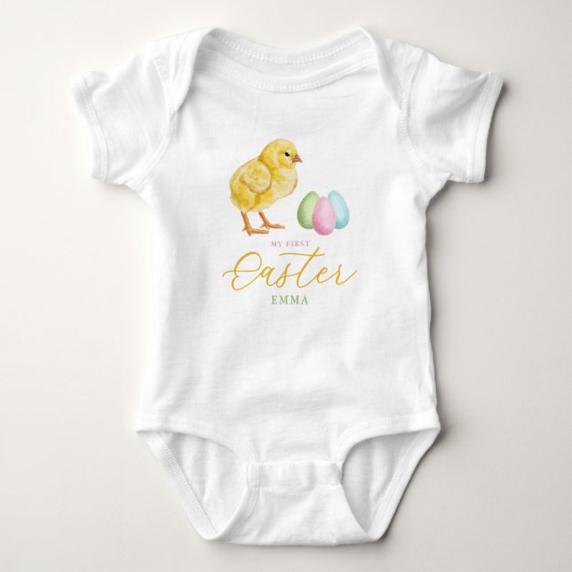 Body Para Bebê Chick And Pastel Eggs With Name Baby's 1st Easter (Frente)