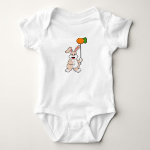 Body Para Bebê Coelho com Cenoura como Balão.PNG
