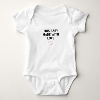 Body Para Bebê Coração Minimalista - Feito Com Amor Bebê Estética