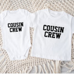 Body Para Bebê Cousin Crew Kids<br><div class="desc">Roupa personalizado impresso personalizado com gráfico "Cousin Crew" ou outro texto personalizado. Use as ferramentas de design para editar as fontes de texto e as cores ou adicionar suas próprias fotos para criar um design de camiseta personalizada. Selecione entre uma grande variedade de t-shirts, camisolas-cisterna e camisas para homens, mulheres,...</div>