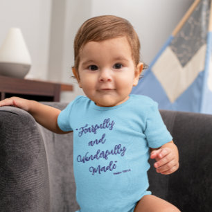 Body Para Bebê "Criado com Temor e Maravilha" Versículo da Bíblia