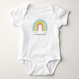 Body Para Bebê "Deus Responde Às Orações" Rainbow Baby Bodysuit