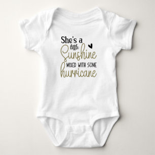 Body Para Bebê Ela é um Bodysuit pequeno Sol
