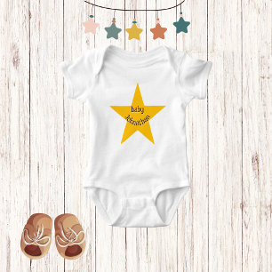 Body Para Bebê Estrela Amarela Monograma de Unisex Adorável e C