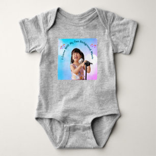 Body Para Bebê Eu Venho Com Minha Própria Música de Fundo
