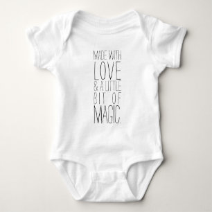 Body Para Bebê Feito com amor e um pouco de magia