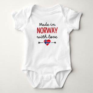Body Para Bebê Feito na Noruega com amor