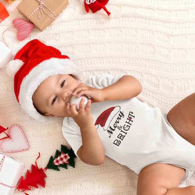 Body Para Bebê Feliz e Brilho com o Natal (Merry & Bright with Santa Hat Christmas Baby Bodysuit )