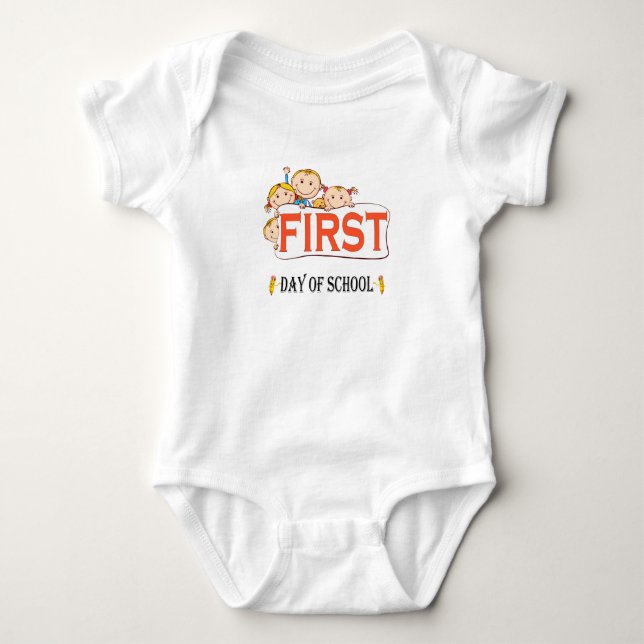 Body Para Bebê Feliz Primeiro Dia de Aula De Volta à Escola Bebê (Frente)