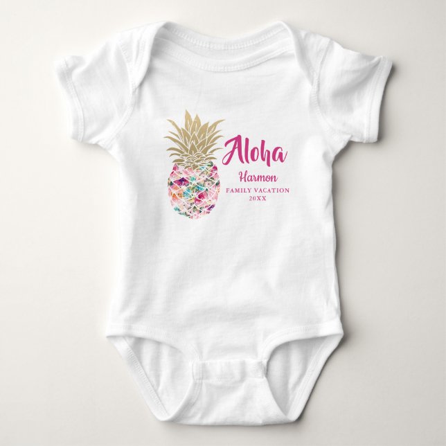 Body Para Bebê Férias da Família Abacaxi Rosa-Aloha Personalizada (Frente)