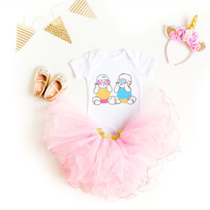 Body Para Bebê Gêmeas Twincess e Twince com óculos de sol
