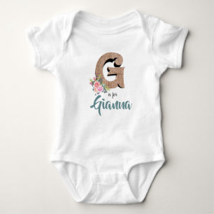 Body Para Bebê Gianna Name Reveal Wood Letra Floral Girl Romper