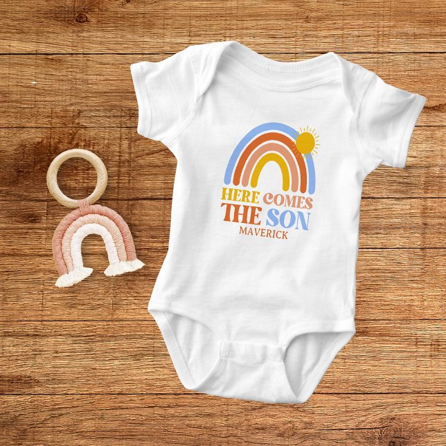 Body Para Bebê Here Comes The Son Rainbow Boy  (Criador carregado)