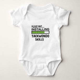 Body Para Bebê Instalando habilidades de Taekwondo
