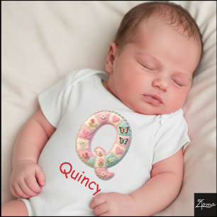 Body Para Bebê Letra Inicial Q de Patchwork Matelassê para Berçár